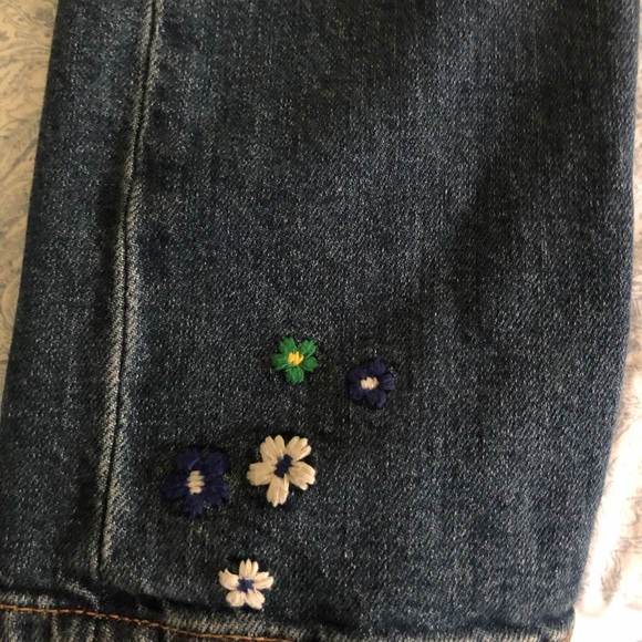 Alice + Olivia Amazing High Rise Girlfriend Embroidered Floral Slim Jeans Guilty - Picture 5 of 12